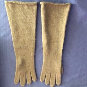 Elbow length gloves